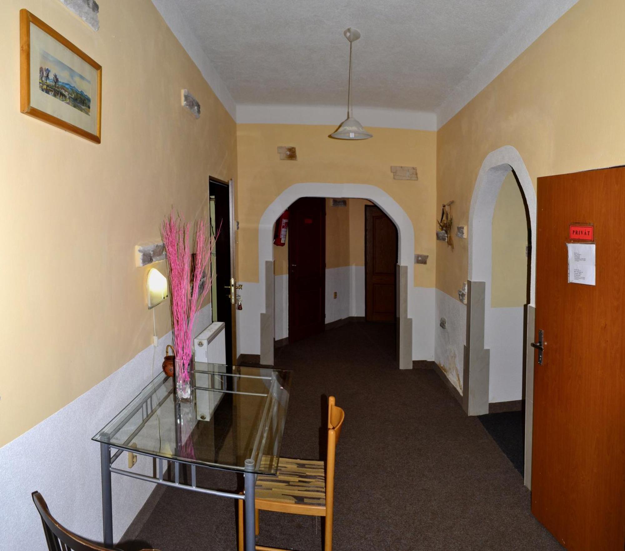 Penzion Vysehrad Nonstop Cesky Krumlov Bagian luar foto